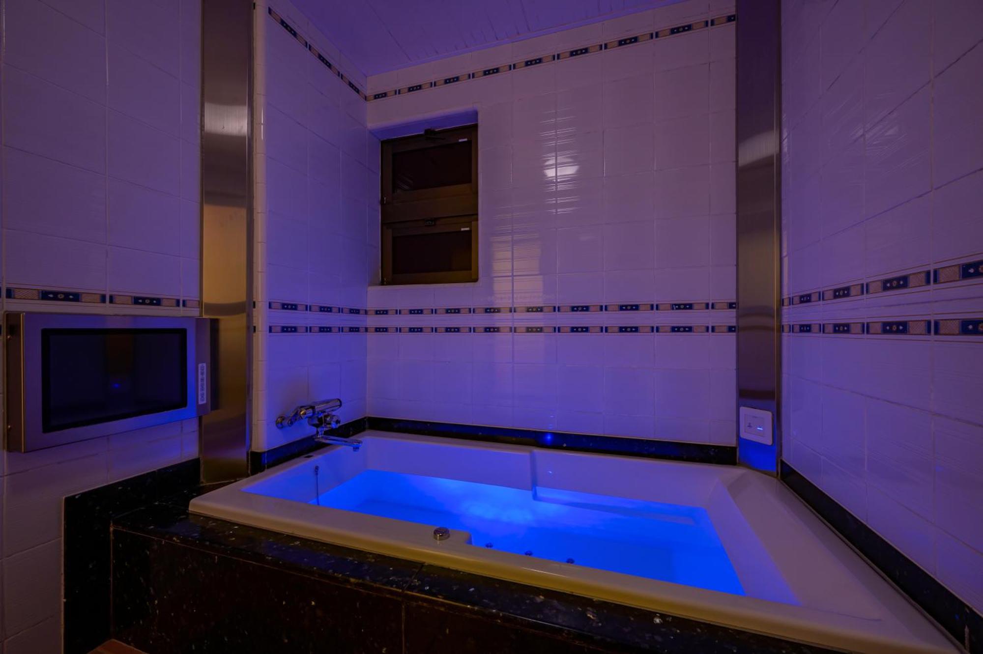 Hotel Mobilia (Adults Only) Tsurugashima Zewnętrze zdjęcie
