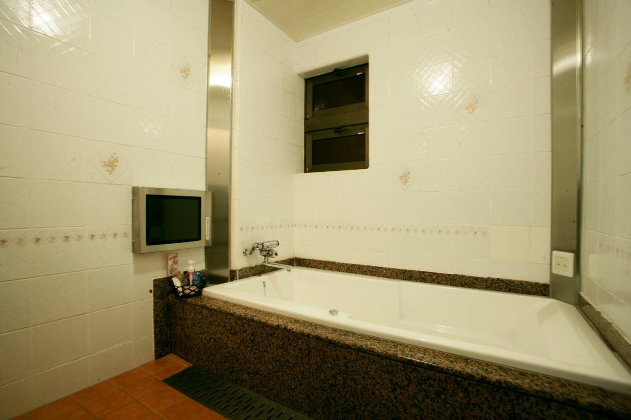 Hotel Mobilia (Adults Only) Tsurugashima Zewnętrze zdjęcie