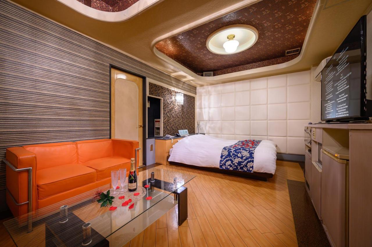 Hotel Mobilia (Adults Only) Tsurugashima Zewnętrze zdjęcie